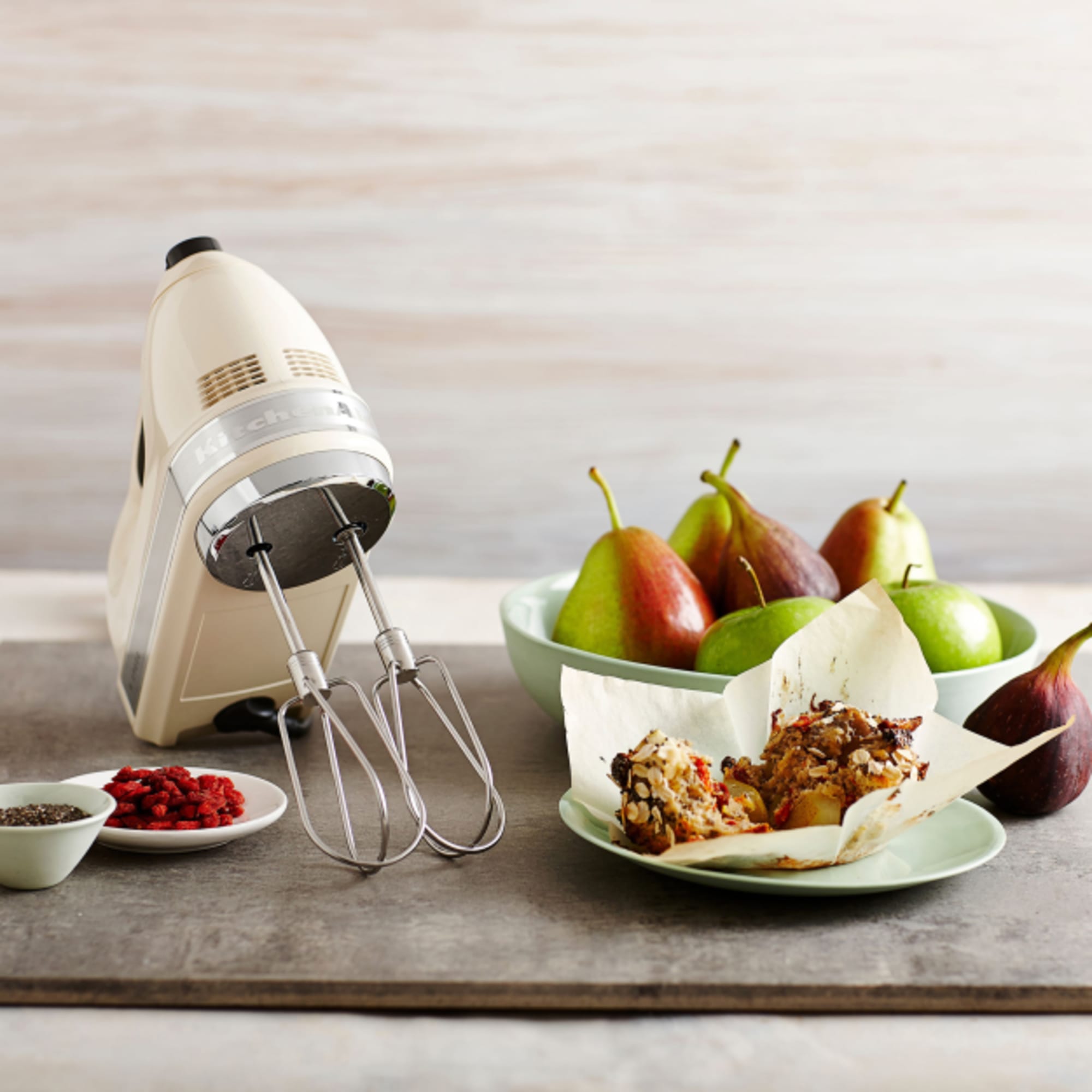 KitchenAid Artisan KHM926 9 Speed Hand Mixer Cream Kitchen Warehouse
